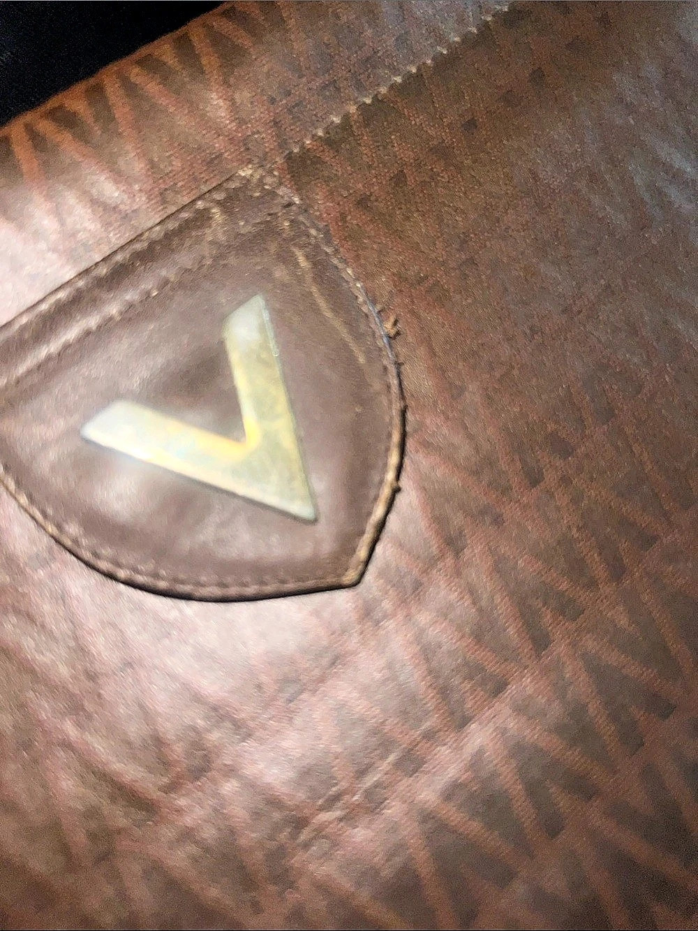 Mario Valentino Geometric Brown Clutch - Picture 4 of 11
